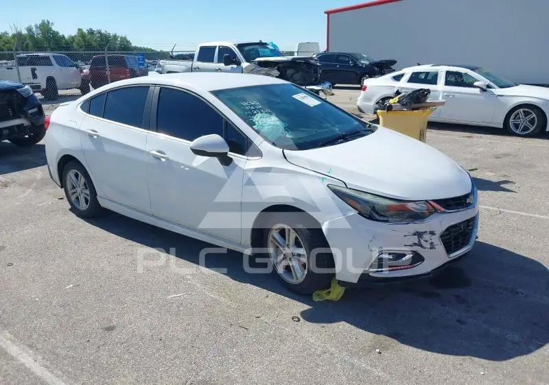 2017 Chevrolet Cruze фото