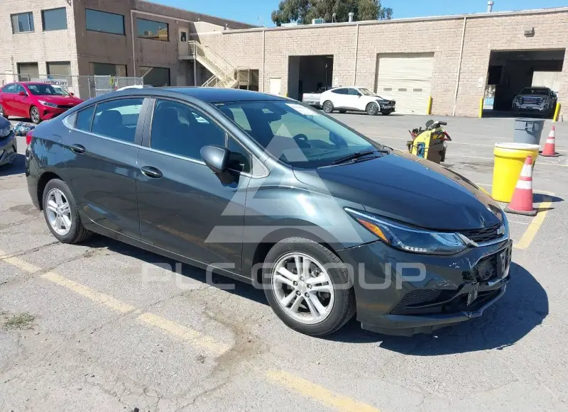 2017 Chevrolet Cruze photo