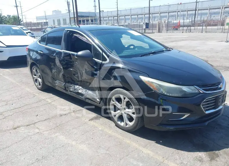 2017 Chevrolet Cruze фото