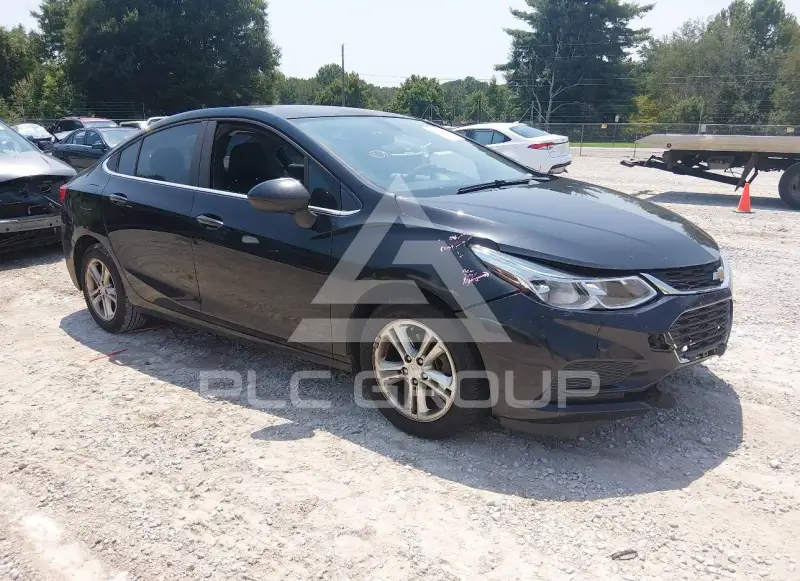 2017 Chevrolet Cruze photo