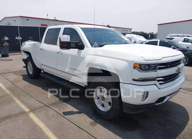 2017 Chevrolet Silverado фото