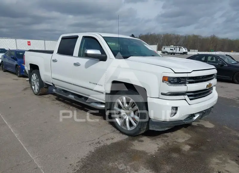 2017 Chevrolet Silverado photo