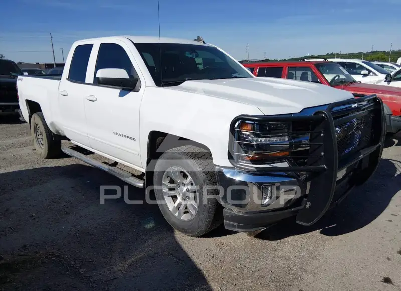 2017 Chevrolet Silverado фото