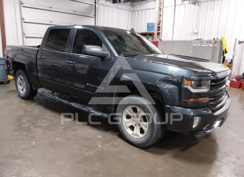 2017 Chevrolet Silverado photo
