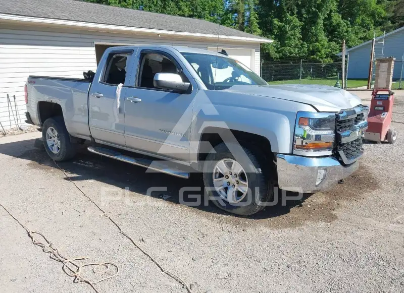 2017 Chevrolet Silverado фото