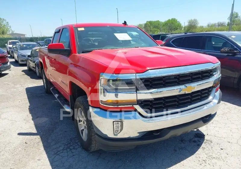 2017 Chevrolet Silverado фото