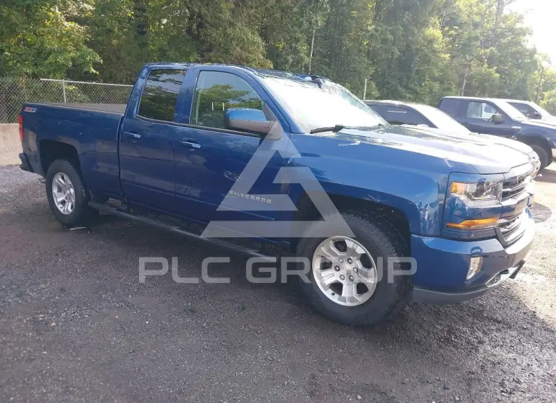 2017 Chevrolet Silverado photo
