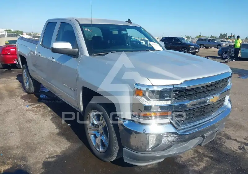 2017 Chevrolet Silverado фото
