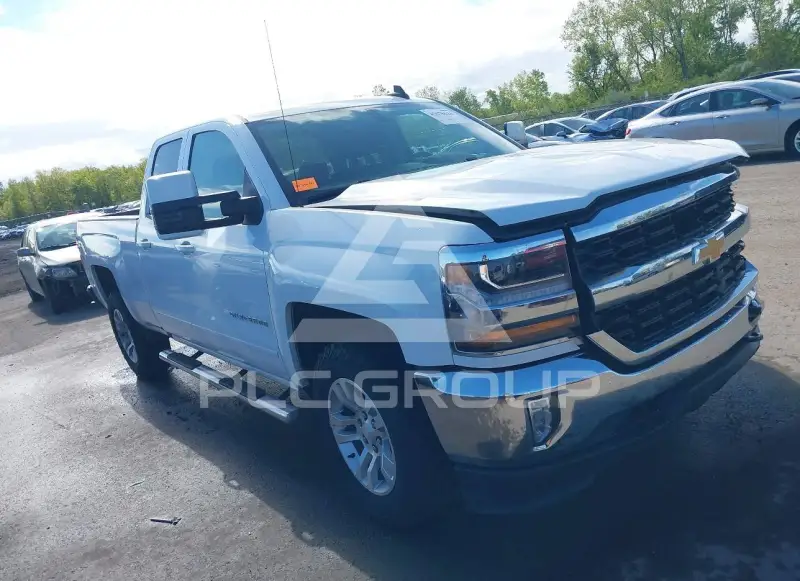 2017 Chevrolet Silverado фото
