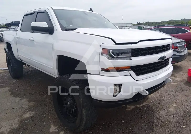 2017 Chevrolet Silverado фото