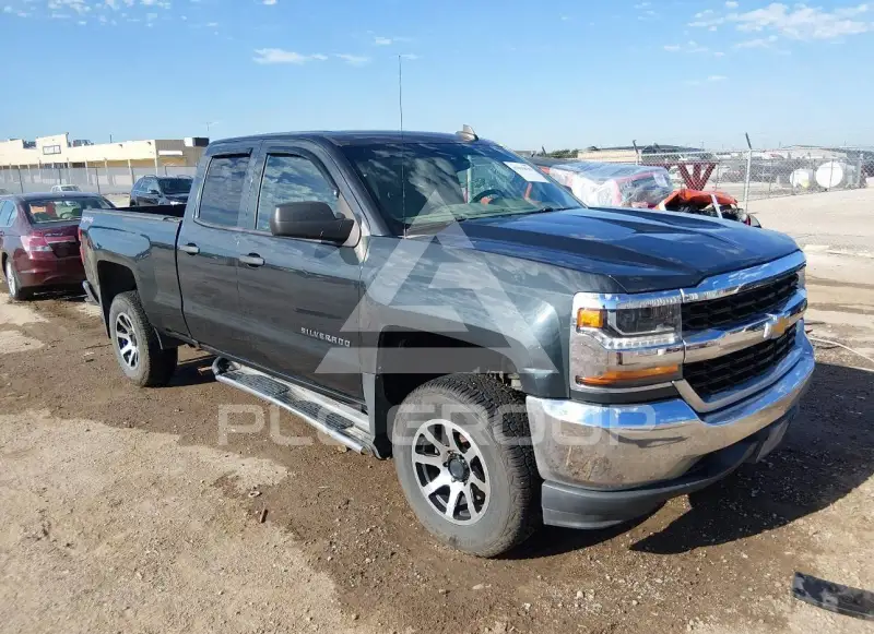 2017 Chevrolet Silverado photo