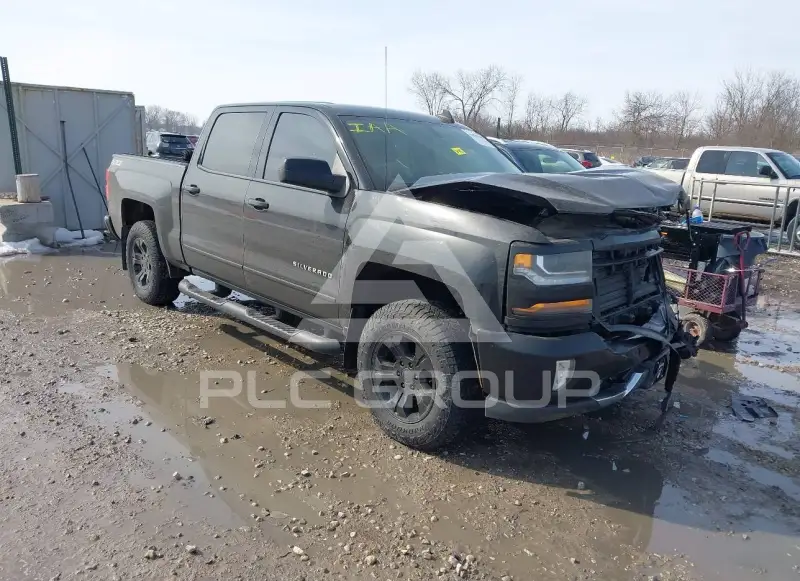 2017 Chevrolet Silverado photo