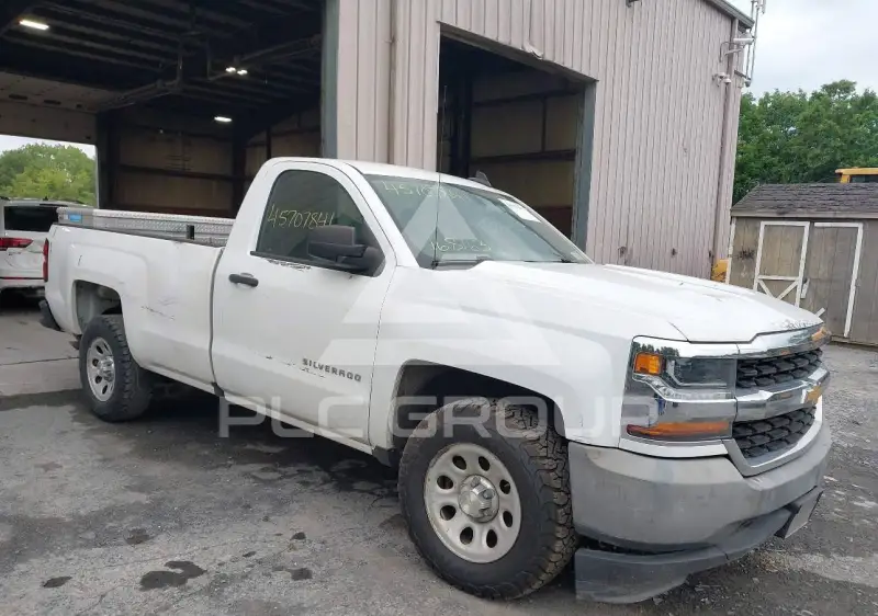 2017 Chevrolet Silverado фото