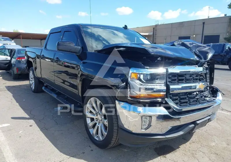 2017 Chevrolet Silverado photo