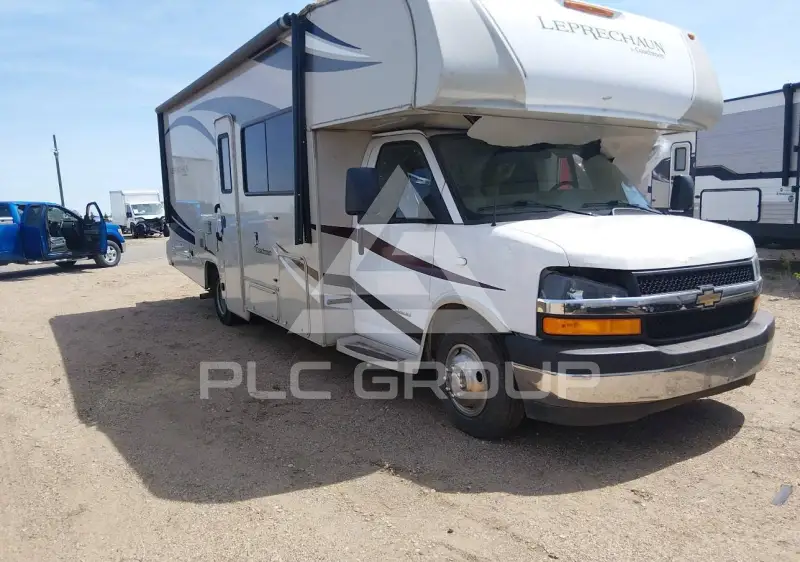 2017 Chevrolet Express фото