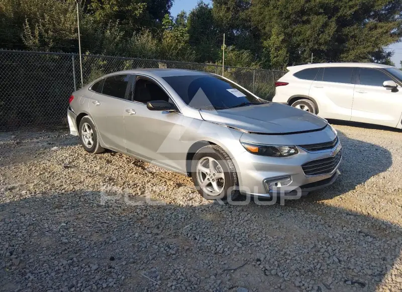 2017 Chevrolet Malibu photo
