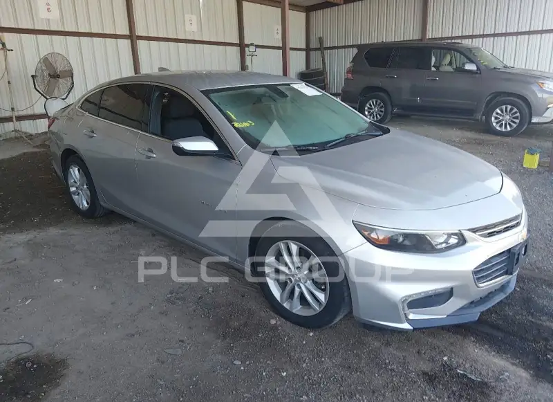 2017 Chevrolet Malibu photo
