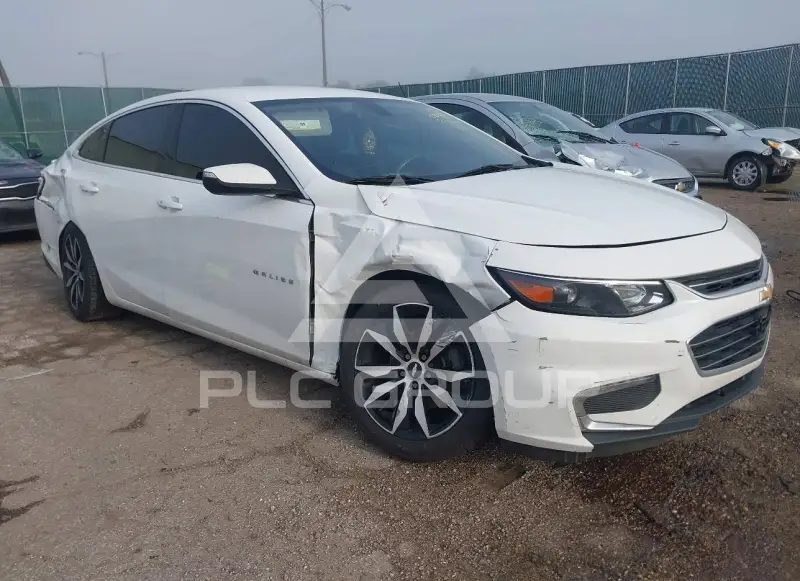 2017 Chevrolet Malibu photo