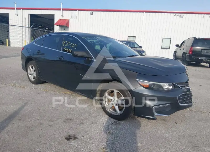2017 Chevrolet Malibu photo