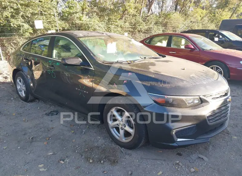 2017 Chevrolet Malibu photo