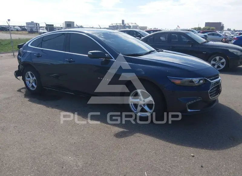 2017 Chevrolet Malibu photo