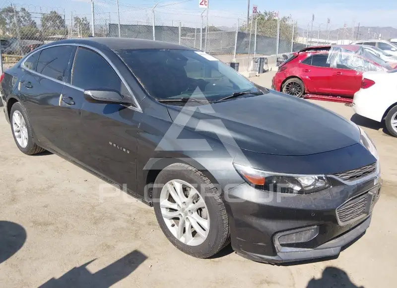 2017 Chevrolet Malibu photo