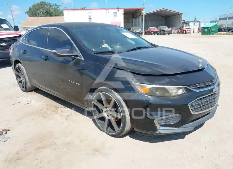 2017 Chevrolet Malibu photo