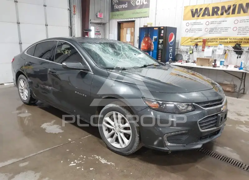 2017 Chevrolet Malibu photo
