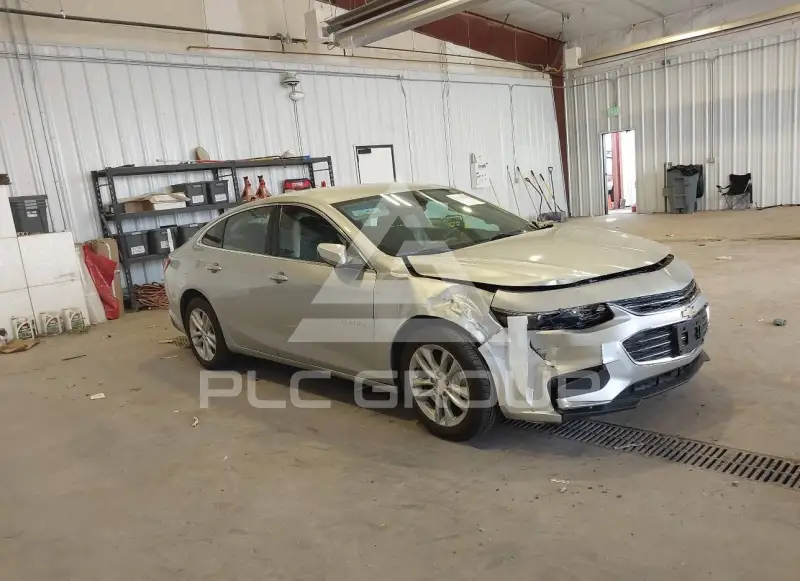 2017 Chevrolet Malibu photo