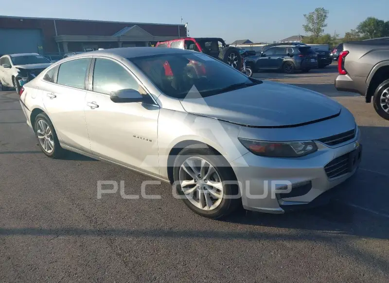 2017 Chevrolet Malibu photo