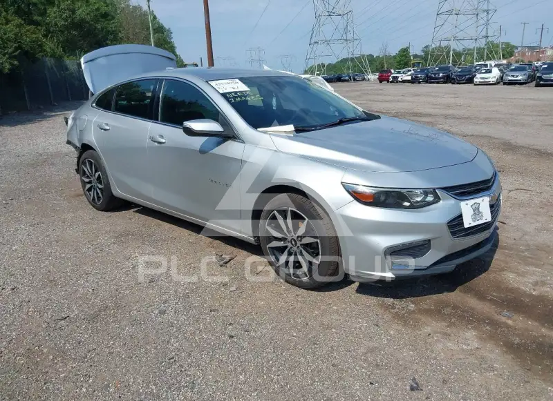 2017 Chevrolet Malibu photo