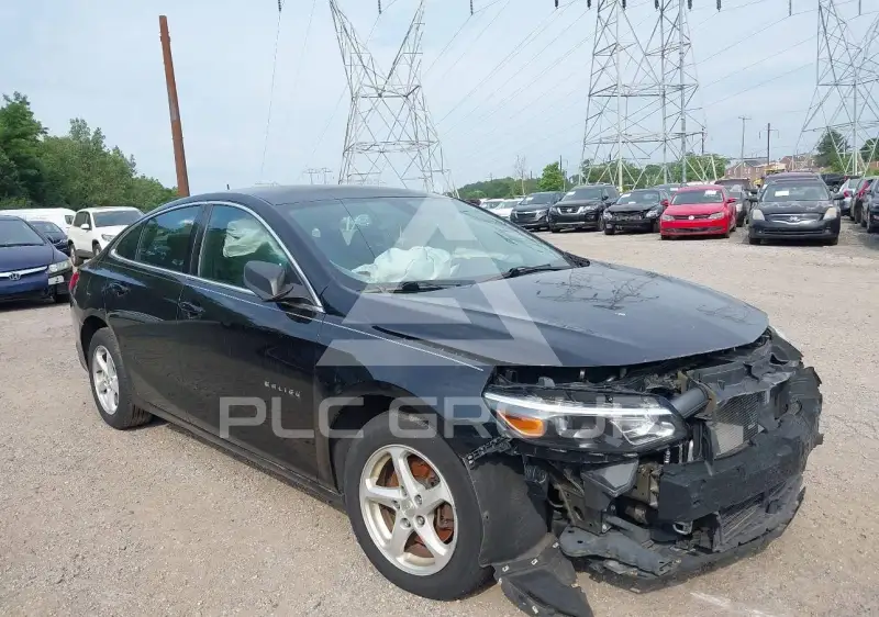 2017 Chevrolet Malibu photo