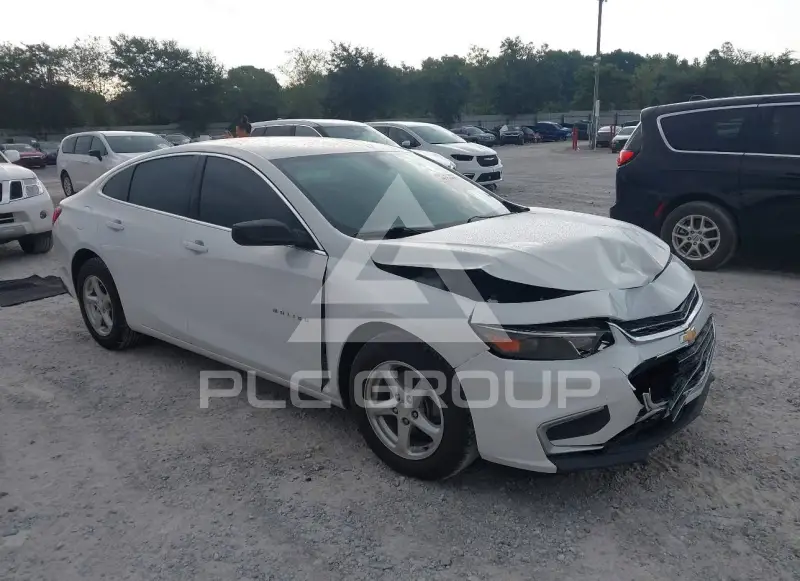2017 Chevrolet Malibu photo