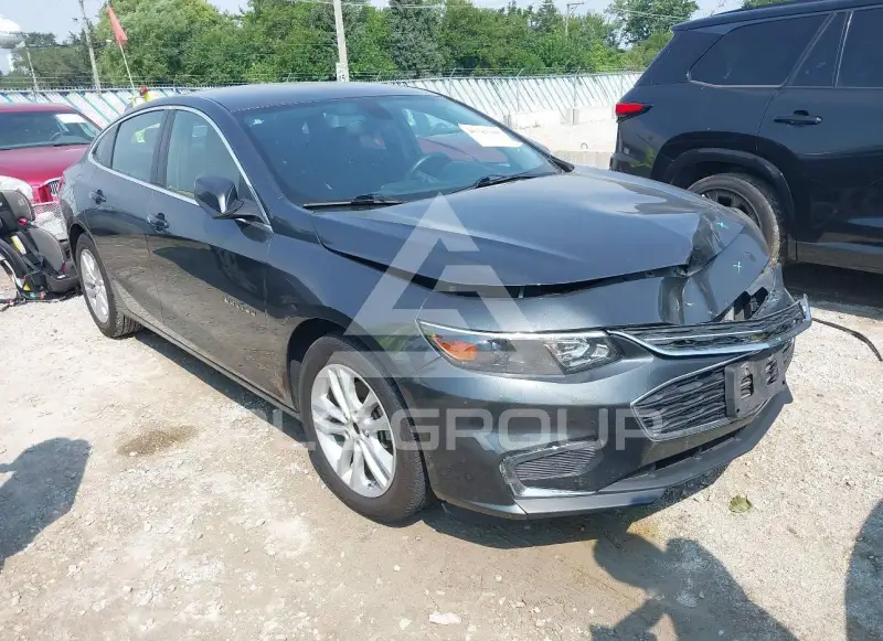 2017 Chevrolet Malibu photo