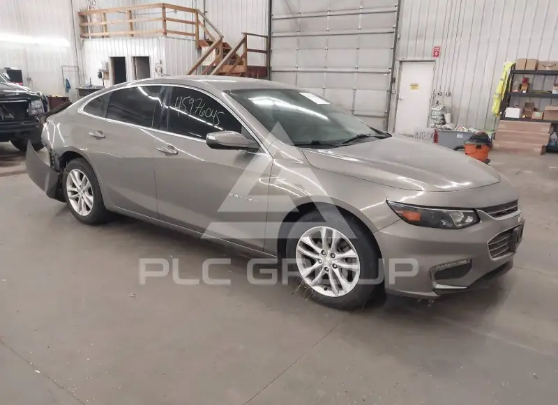 2017 Chevrolet Malibu photo