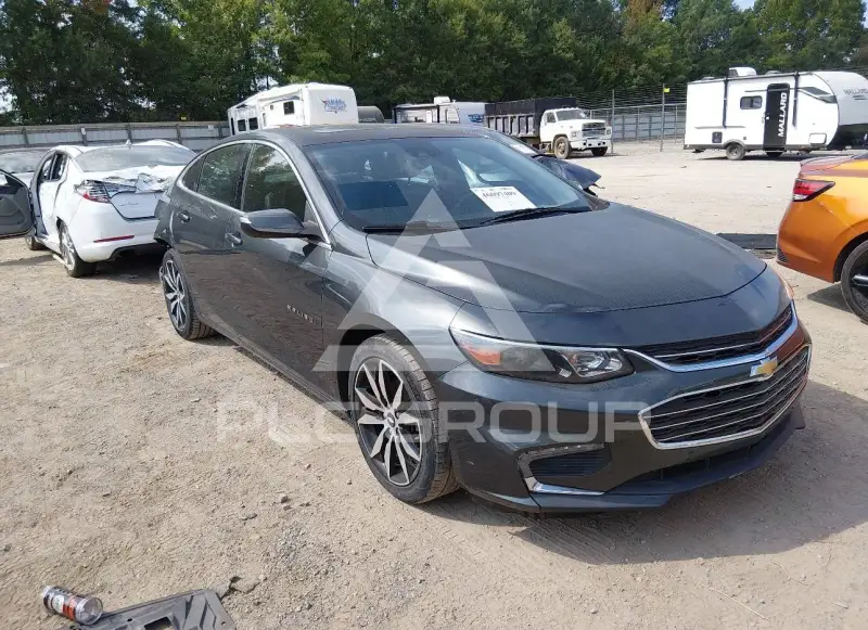 2017 Chevrolet Malibu photo