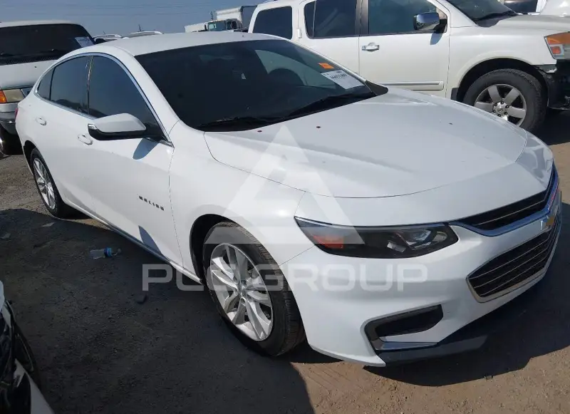 2017 Chevrolet Malibu photo