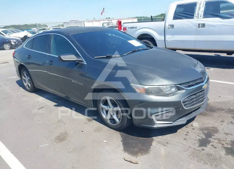 2017 Chevrolet Malibu photo