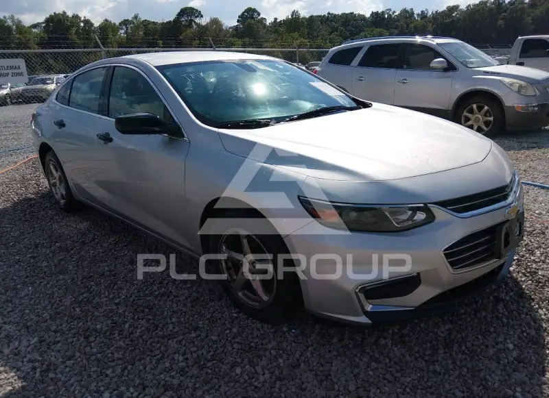 2017 Chevrolet Malibu photo