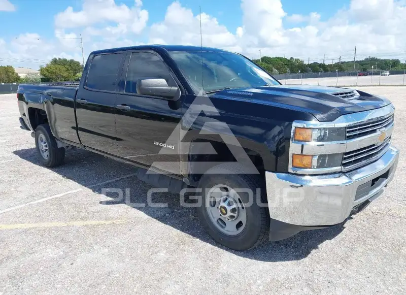 2017 Chevrolet Silverado фото
