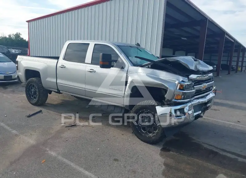 2017 Chevrolet Silverado фото