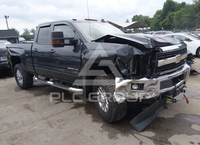 2017 Chevrolet Silverado фото