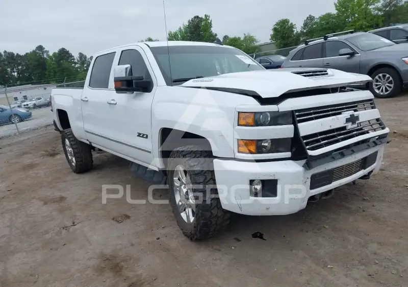 2017 Chevrolet Silverado фото