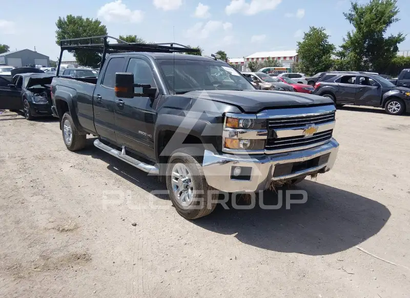 2017 Chevrolet Silverado photo