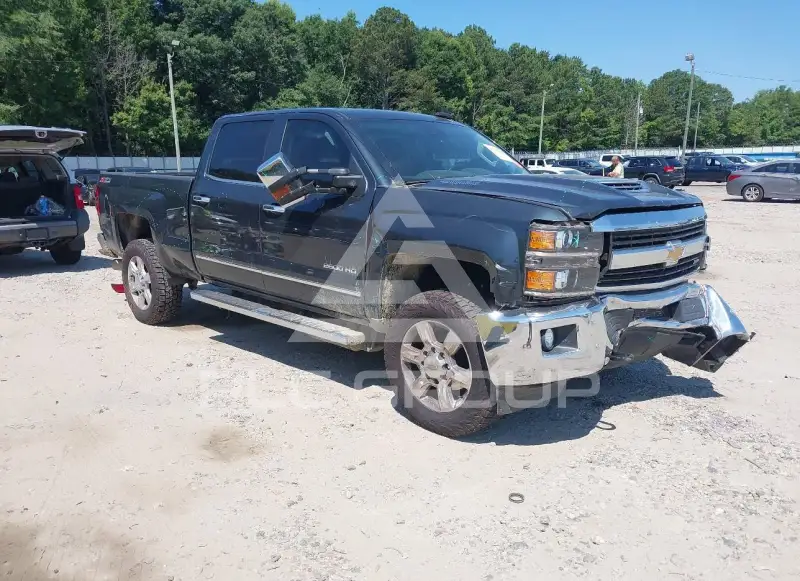 2017 Chevrolet Silverado фото