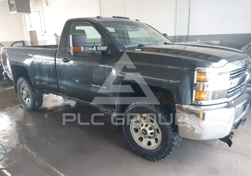 2017 Chevrolet Silverado фото