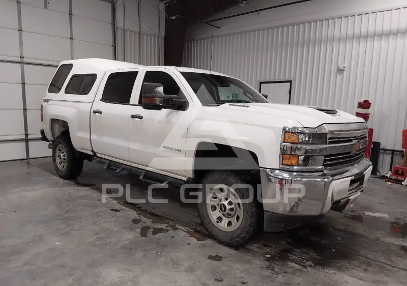 2017 Chevrolet Silverado фото