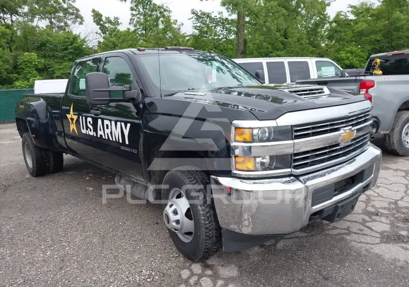 2017 Chevrolet Silverado фото