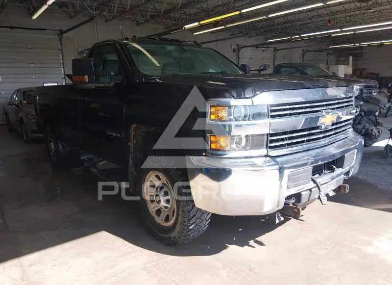 2017 Chevrolet Silverado фото