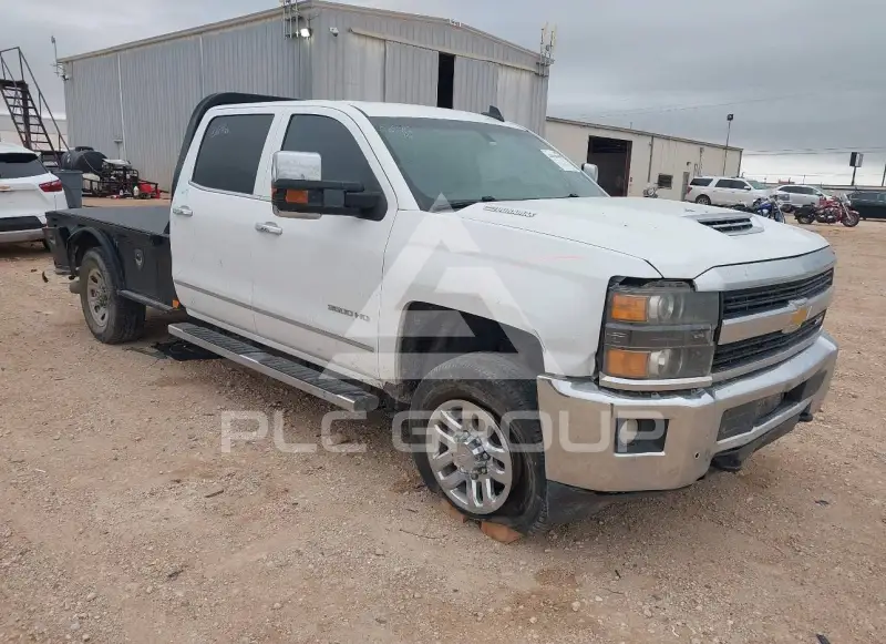 2017 Chevrolet Silverado фото